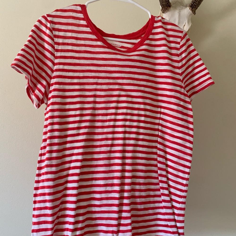 Old Navy T Shirt
